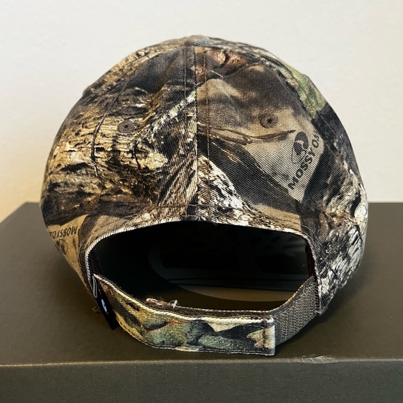 1213LA Wings Velcro 6 Panel Hat - Oak Camo - Picture 3 of 4